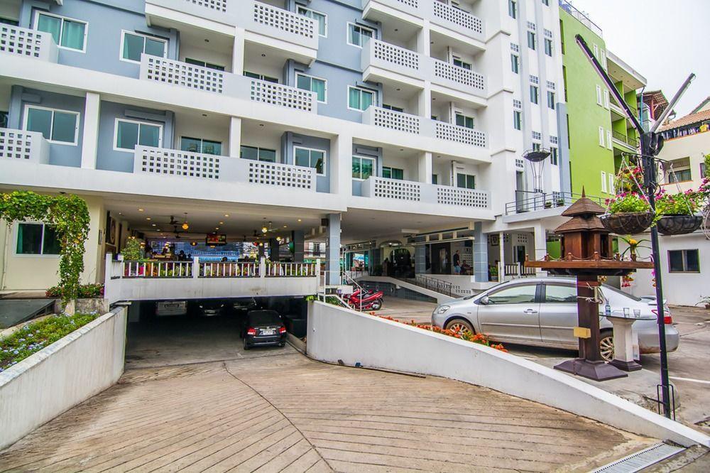 Sutus Court 3 Hotel Патая Екстериор снимка