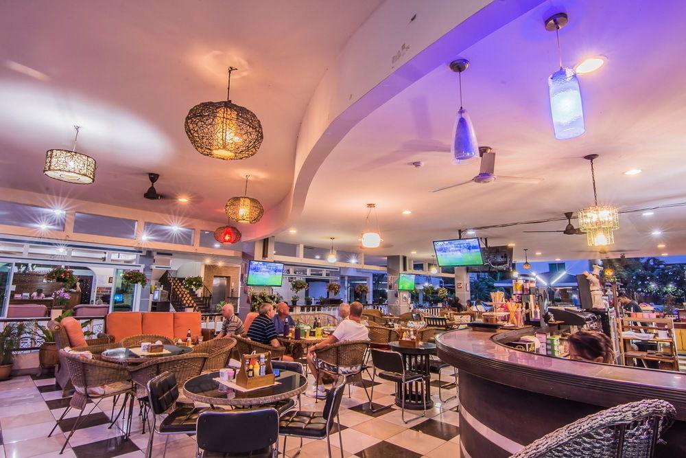 Sutus Court 3 Hotel Патая Екстериор снимка