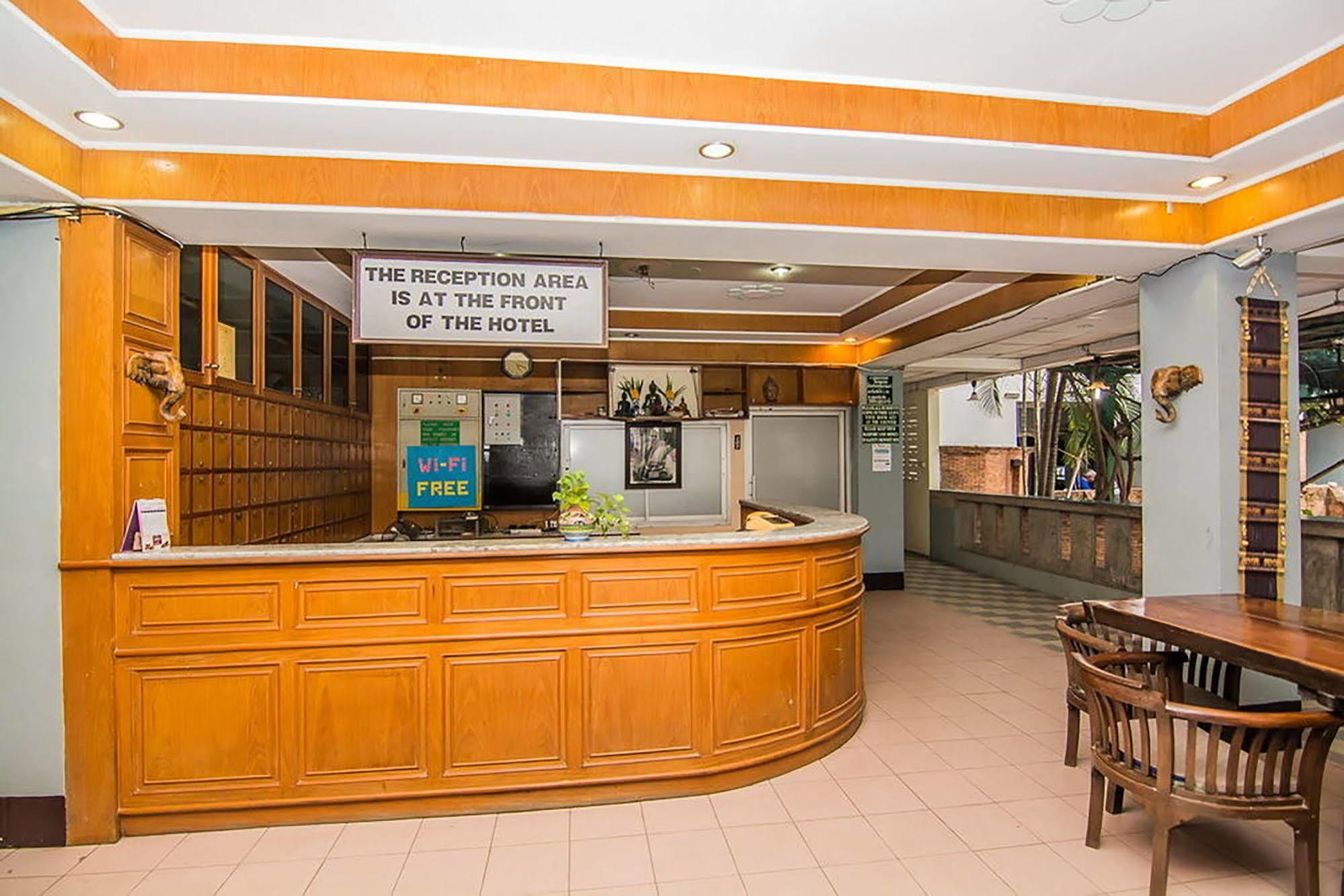 Sutus Court 3 Hotel Патая Екстериор снимка